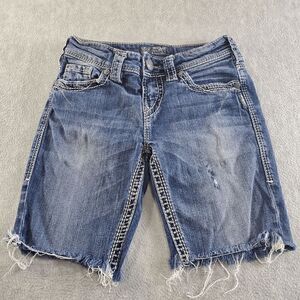 Silver Jeans Shorts Womens 26x32 Blue Denim Cutoff Thick Stitch Suki Straight